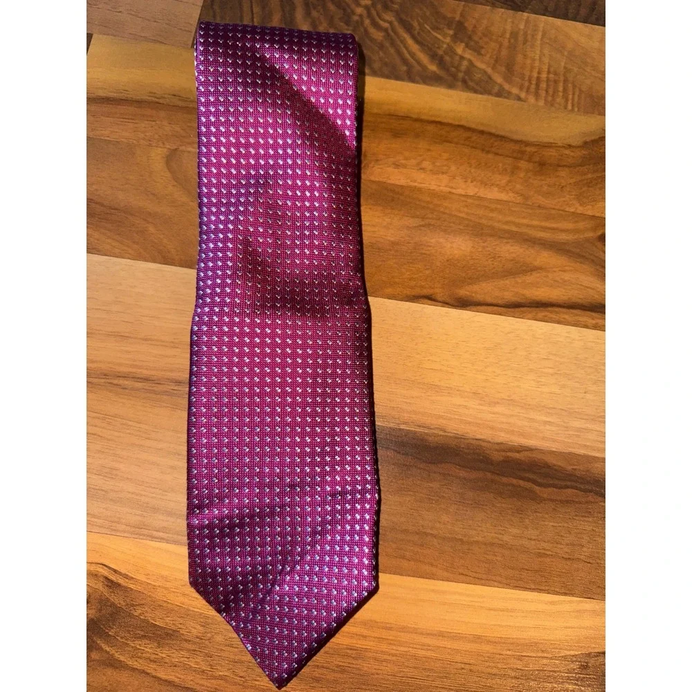 David Donahue Silk Tie Mens OS Berry New Italian Fabric Handmade office wedding